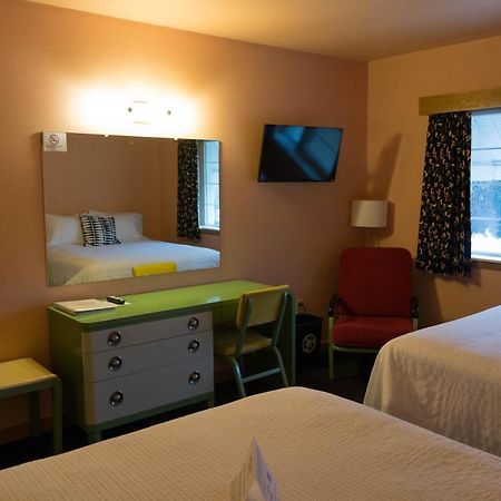 Holiday Music Motel Sturgeon Bay Zewnętrze zdjęcie